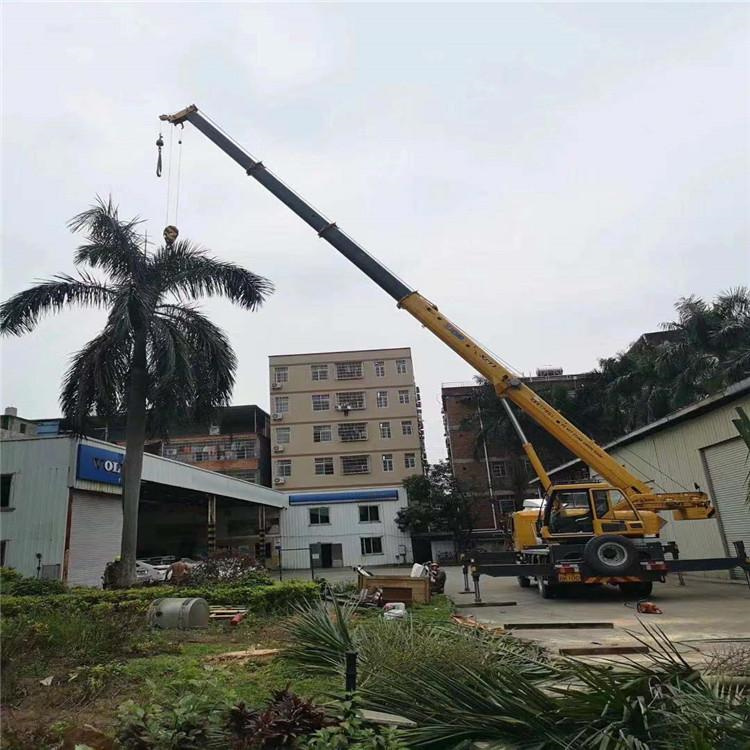 东平12吨吊车出租一天的收费标准是什么