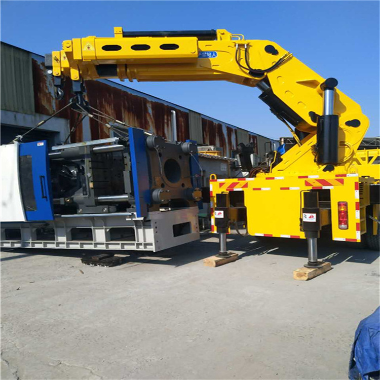 东平 大吨位折臂吊出租费用解析：一小时租赁多少钱