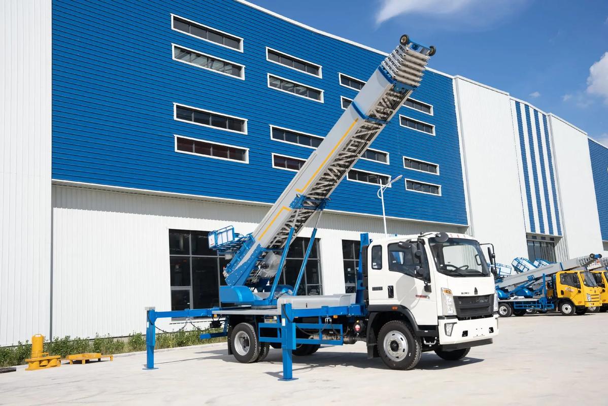 东平小型云梯车上料车租赁多少钱