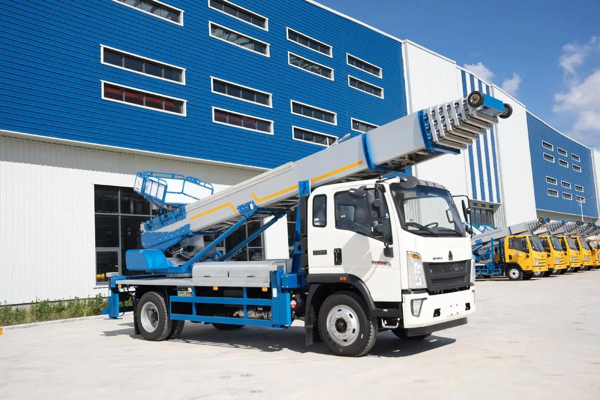 东平出租云梯车高空作业车 建筑垃圾搬运